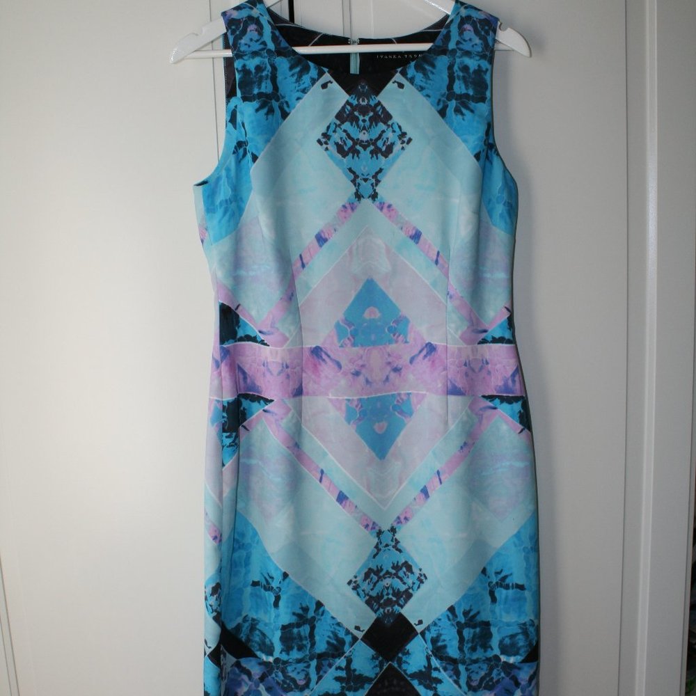 NWOT Ivanka Trump | Geometric Sheath Dress | 8